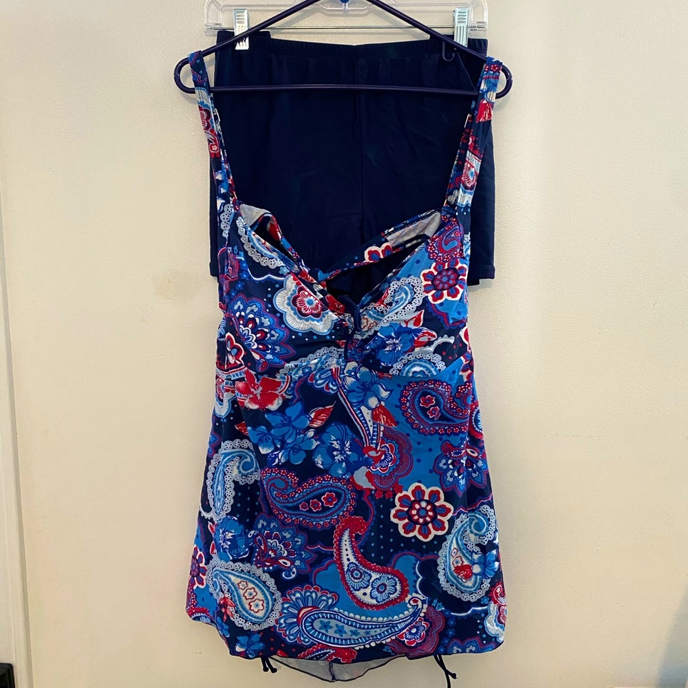 Septangle 26W 2 Piece Tankini Plus Size Swimsuit with Built in Bra and Shorts